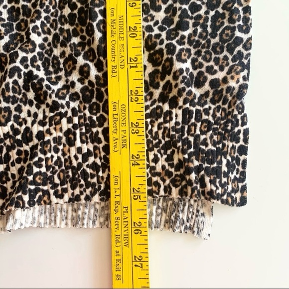 Victoria’s Secret Sweater Small New - Picture 9 of 10